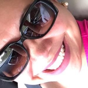 Meet your Posher, Monaliza